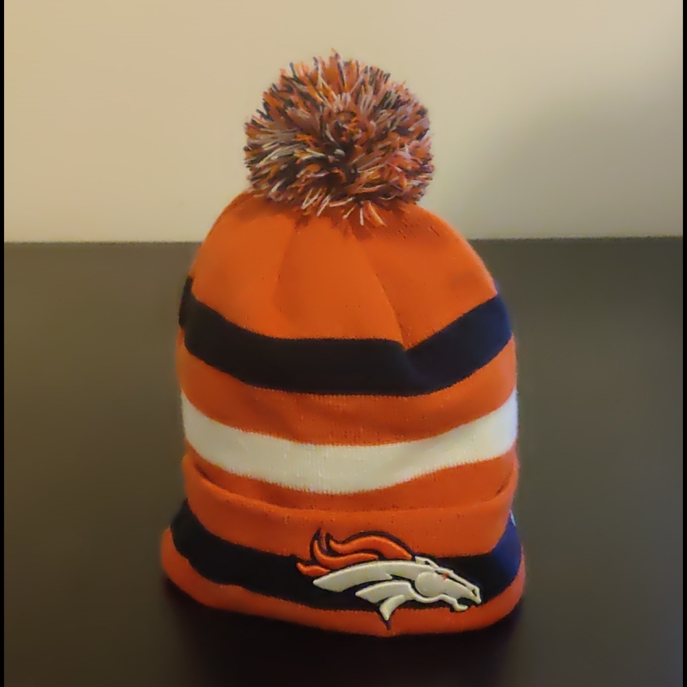 OFFICIAL Denver Broncos beanie